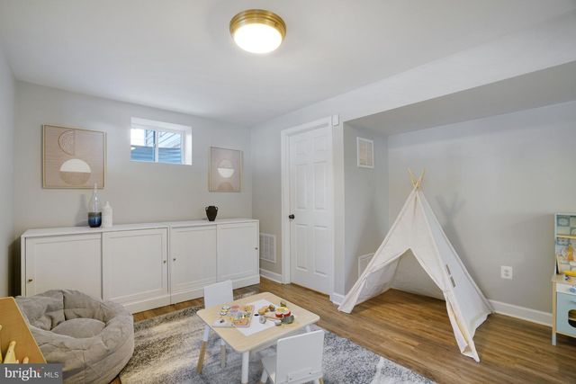 6726 BOSTWICK DR, Springfield, VA 22151