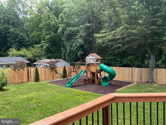 6726 BOSTWICK DR, Springfield, VA 22151