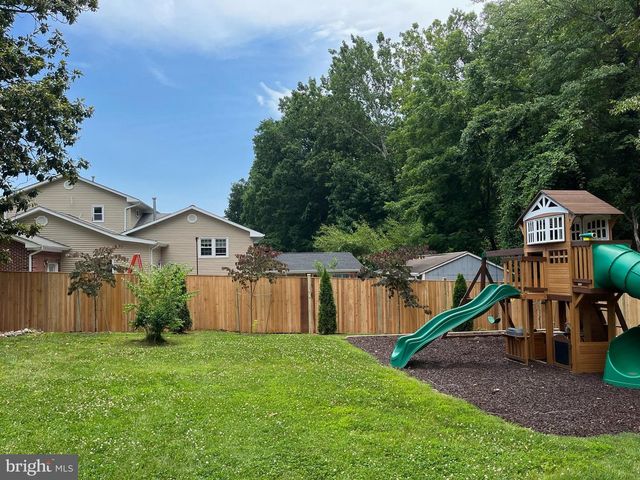 6726 BOSTWICK DR, Springfield, VA 22151