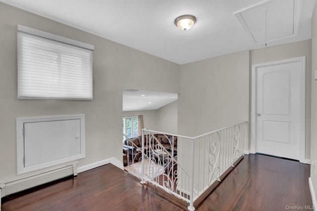 260 W 12th Street, Deer Park, NY 11729