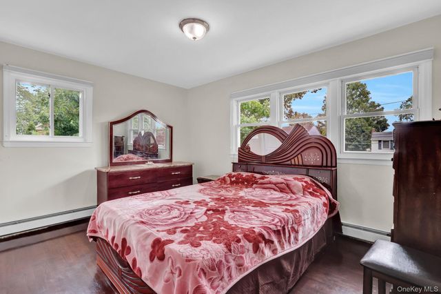 260 W 12th Street, Deer Park, NY 11729