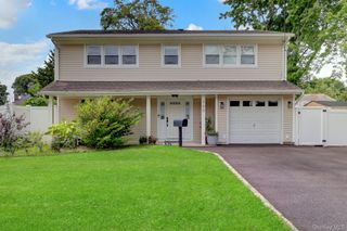 260 W 12th Street, Deer Park, NY 11729