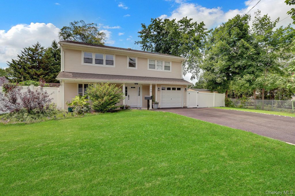 260 W 12th Street, Deer Park, NY 11729 — photo 5