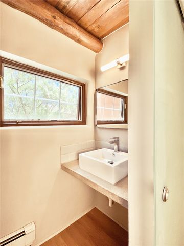 2007 Indian School Road NW, Albuquerque, NM 87104