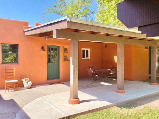 2007 Indian School Road NW, Albuquerque, NM 87104