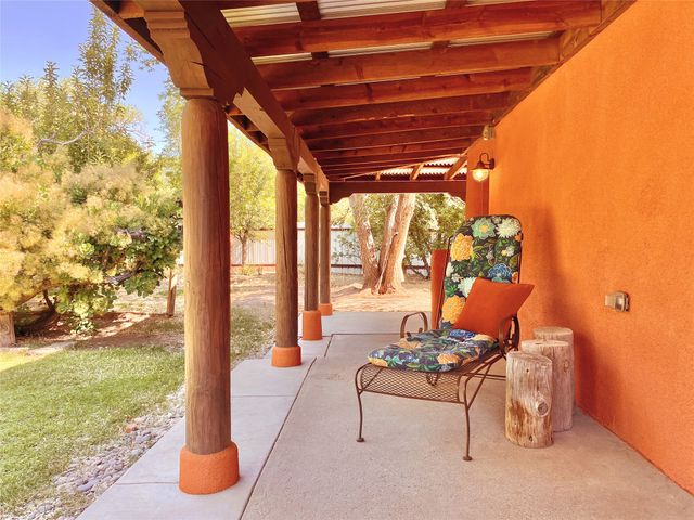 2007 Indian School Road NW, Albuquerque, NM 87104