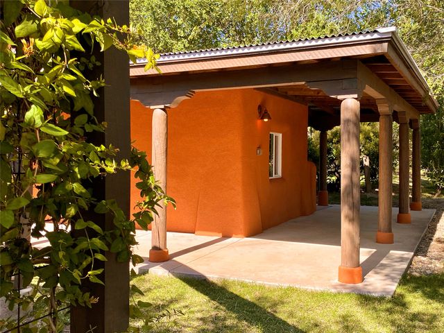 2007 Indian School Road NW, Albuquerque, NM 87104