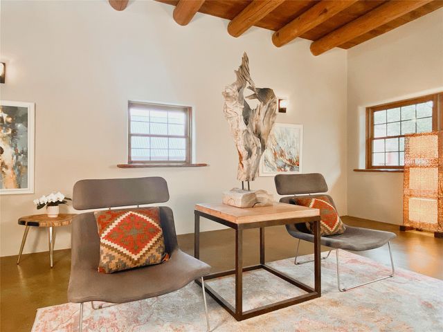2007 Indian School Road NW, Albuquerque, NM 87104