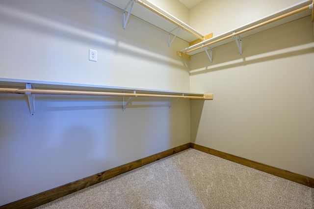 1332 Bradford Street SE, Hutchinson, MN 55350