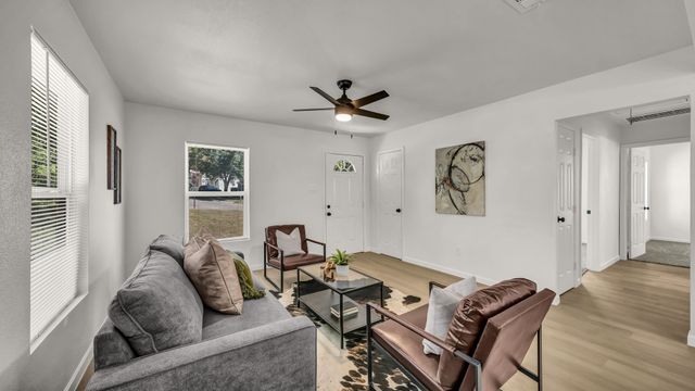 1617 Montrose Drive, River Oaks, TX 76114