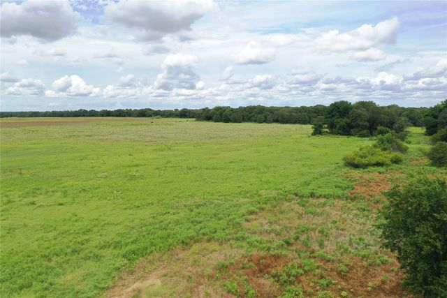 287 Mcclain Lane, Sunset, TX 76270