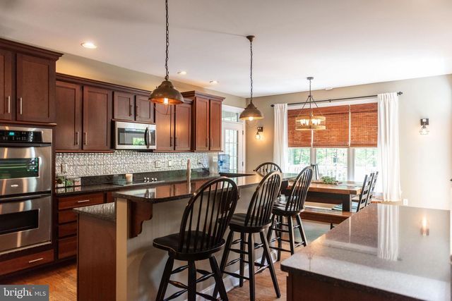 526 STANLEY DR, Palmyra, PA 17078
