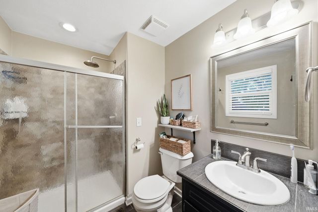 9520 Spurwood Court, Fort Wayne, IN 46804