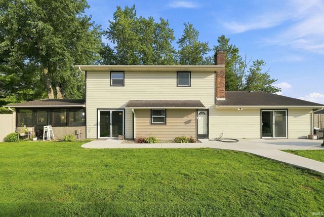 9520 Spurwood Court, Fort Wayne, IN 46804