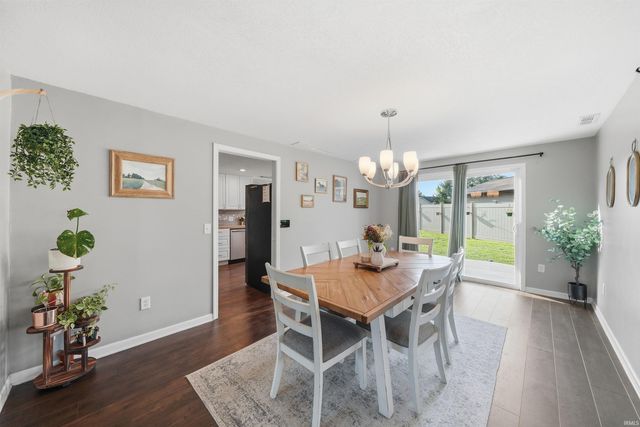 9520 Spurwood Court, Fort Wayne, IN 46804