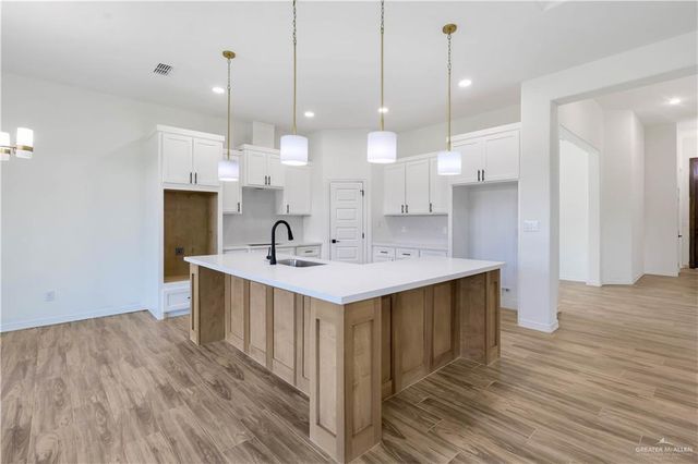 7309 N 55th Lane, Mission, TX 78573