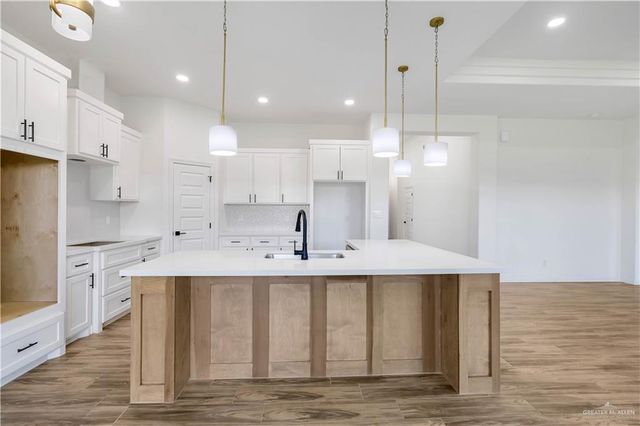 7309 N 55th Lane, Mission, TX 78573