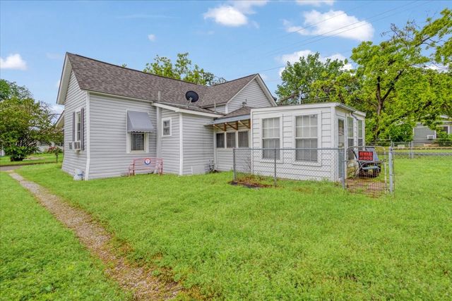 1231 W Woodard Street, Denison, TX 75020