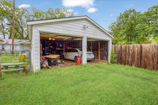 1231 W Woodard Street, Denison, TX 75020