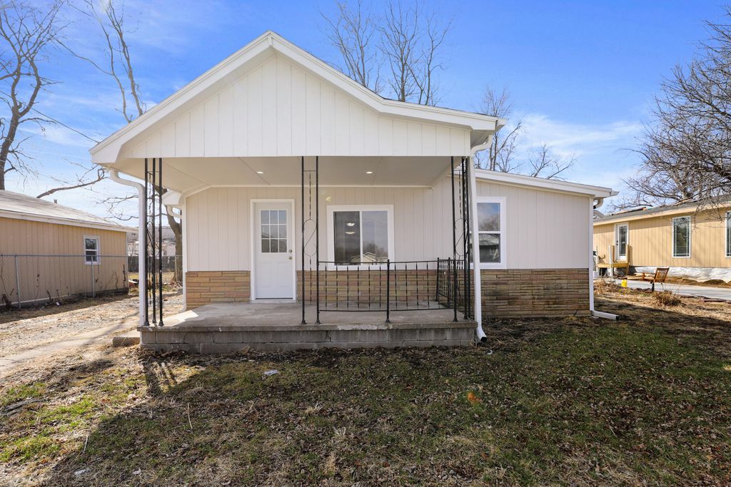 3115 12TH Avenue, Council Bluffs, IA 51501