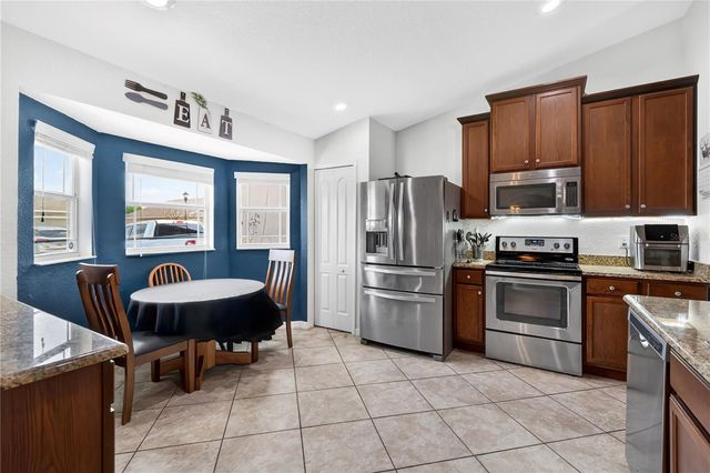 4717 MAGNOLIA PRESERVE AVENUE, Winter Haven, FL 33880