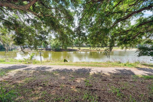 4717 MAGNOLIA PRESERVE AVENUE, Winter Haven, FL 33880