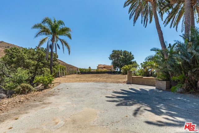3870 Puerco Canyon Road, Malibu, CA 90265