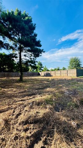 82 Road 5248, Cleveland, TX 77327