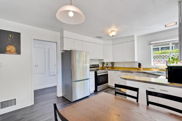 452 Church Street, Mountain View, CA 94041