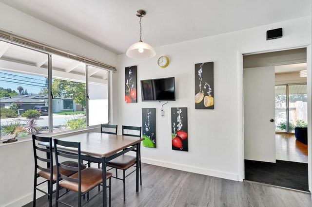 452 Church Street, Mountain View, CA 94041