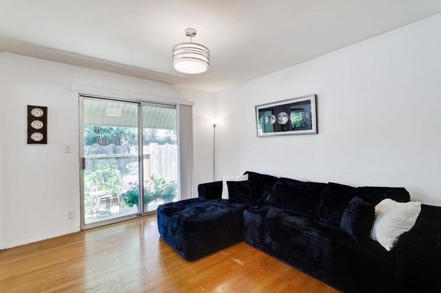 452 Church Street, Mountain View, CA 94041