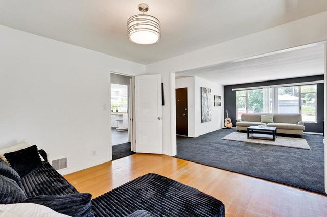 452 Church Street, Mountain View, CA 94041