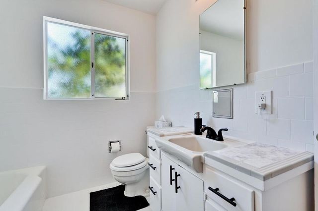 452 Church Street, Mountain View, CA 94041