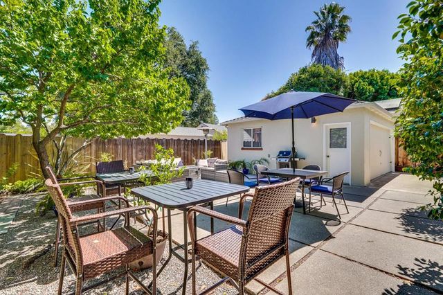 452 Church Street, Mountain View, CA 94041