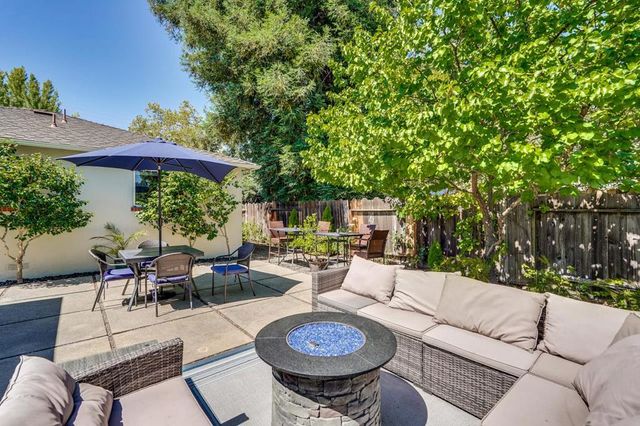 452 Church Street, Mountain View, CA 94041