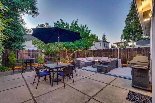 452 Church Street, Mountain View, CA 94041