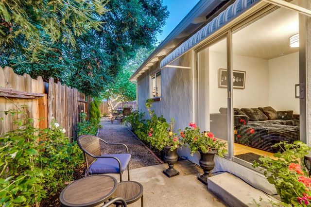 452 Church Street, Mountain View, CA 94041