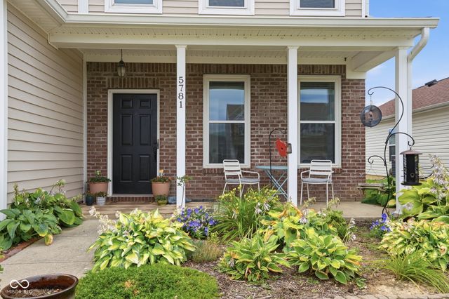 5781 White Pine Road, Whitestown, IN 46075