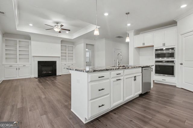 375 Plainfield Street, Fayetteville, GA 30215