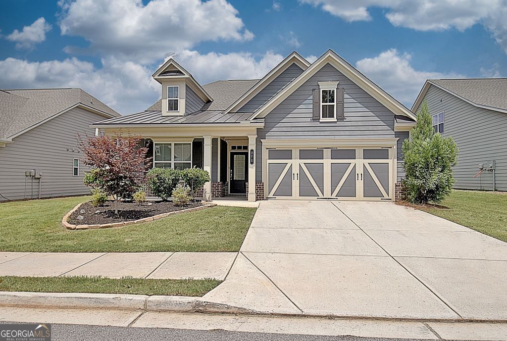 375 Plainfield Street, Fayetteville, GA 30215