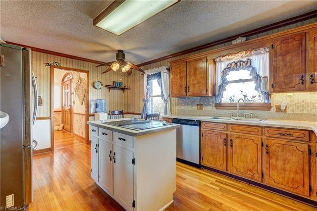 2896 Narrow Gauge Road, Reidsville, NC 27320