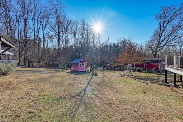 2896 Narrow Gauge Road, Reidsville, NC 27320