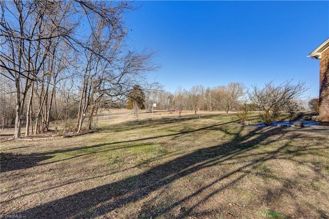 2896 Narrow Gauge Road, Reidsville, NC 27320