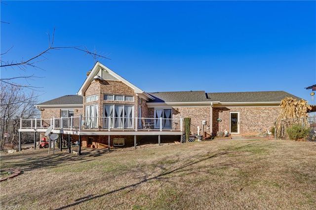 2896 Narrow Gauge Road, Reidsville, NC 27320