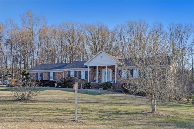 2896 Narrow Gauge Road, Reidsville, NC 27320
