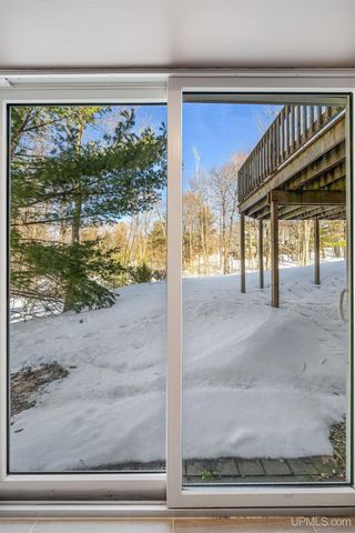 2831 Westview Drive, Marquette, MI 49855