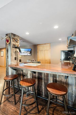 2831 Westview Drive, Marquette, MI 49855