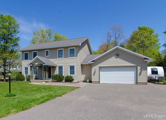 2831 Westview Drive, Marquette, MI 49855