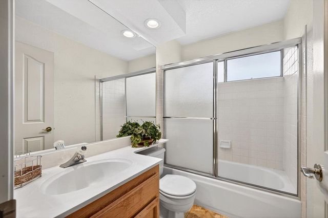 9414 Forest Vista Way, Elk Grove, CA 95758