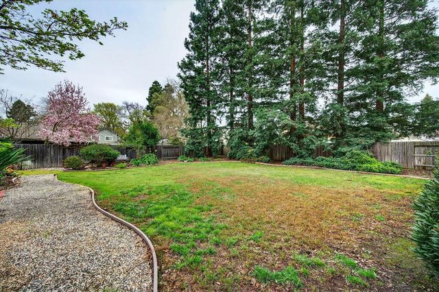 9414 Forest Vista Way, Elk Grove, CA 95758